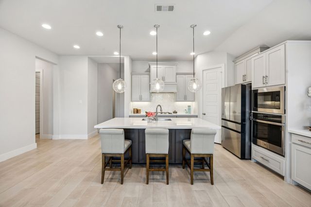 1232 Rushcroft Way, Forney, TX 75126