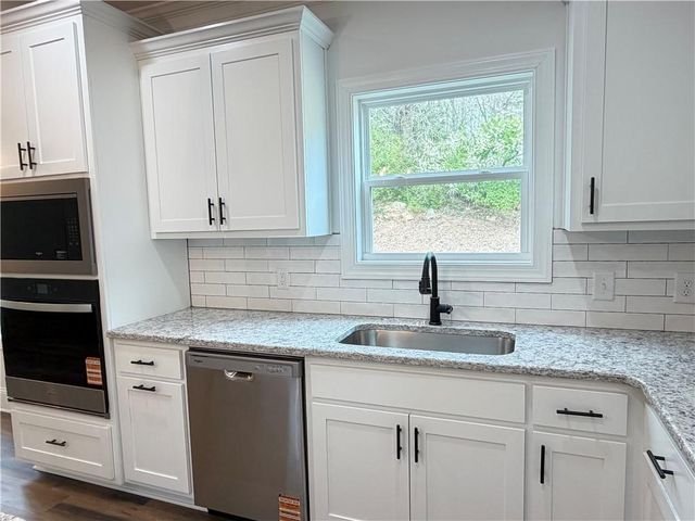 635 Rocky Springs Drive, Jefferson, GA 30549