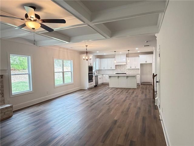 635 Rocky Springs Drive, Jefferson, GA 30549