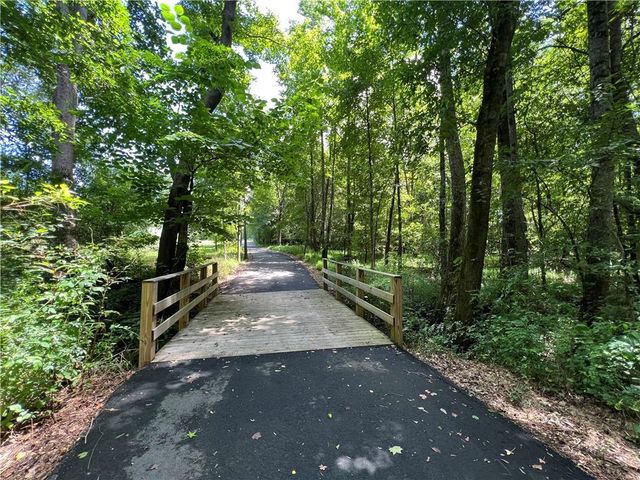 635 Rocky Springs Drive, Jefferson, GA 30549