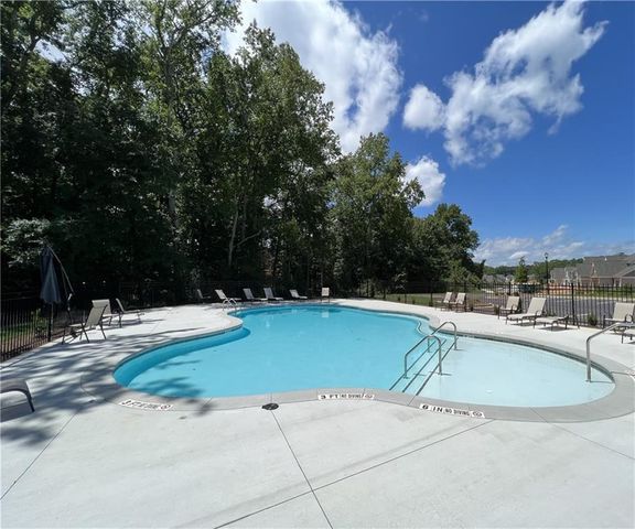 635 Rocky Springs Drive, Jefferson, GA 30549
