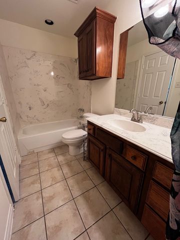 315 College Avenue, Royse City, TX 75189