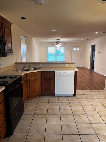 315 College Avenue, Royse City, TX 75189