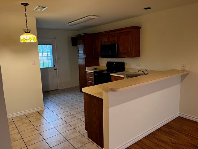 315 College Avenue, Royse City, TX 75189