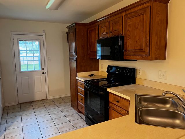 315 College Avenue, Royse City, TX 75189