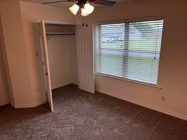 315 College Avenue, Royse City, TX 75189