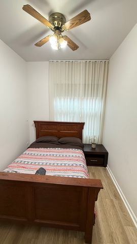 338 E 25TH Place, Chicago, IL 60616