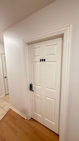 338 E 25TH Place, Chicago, IL 60616