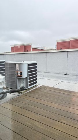 338 E 25TH Place, Chicago, IL 60616