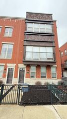 338 E 25TH Place, Chicago, IL 60616