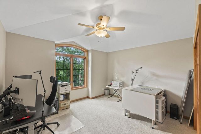 3515 Broken Bow TRAIL, Delafield, WI 53018