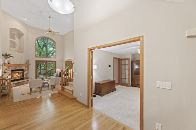 3515 Broken Bow TRAIL, Delafield, WI 53018