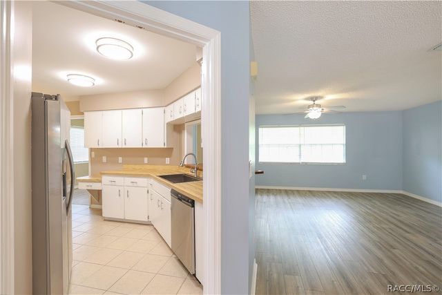 3637 N Laurelwood Loop, Beverly Hills, FL 34465