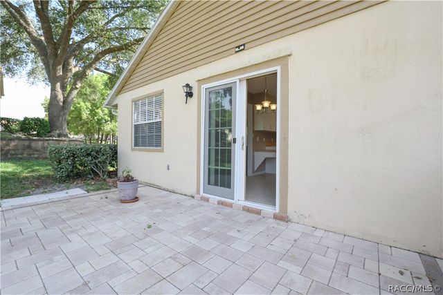 3637 N Laurelwood Loop, Beverly Hills, FL 34465