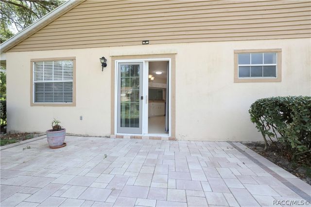 3637 N Laurelwood Loop, Beverly Hills, FL 34465
