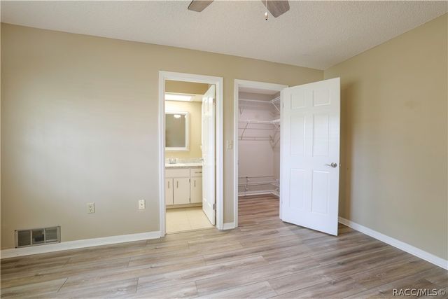 3637 N Laurelwood Loop, Beverly Hills, FL 34465