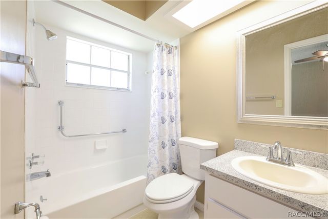 3637 N Laurelwood Loop, Beverly Hills, FL 34465