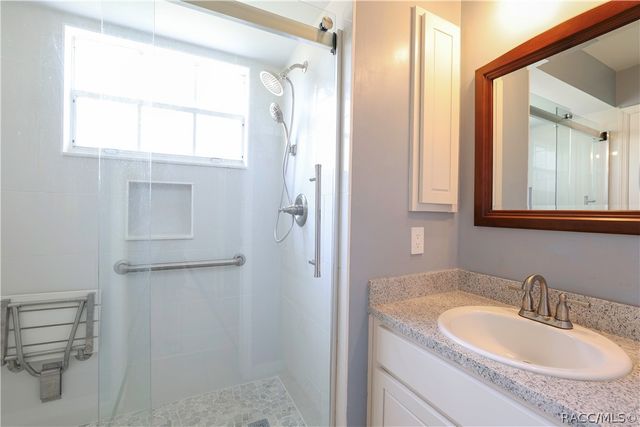 3637 N Laurelwood Loop, Beverly Hills, FL 34465