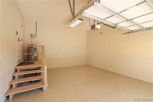 3637 N Laurelwood Loop, Beverly Hills, FL 34465