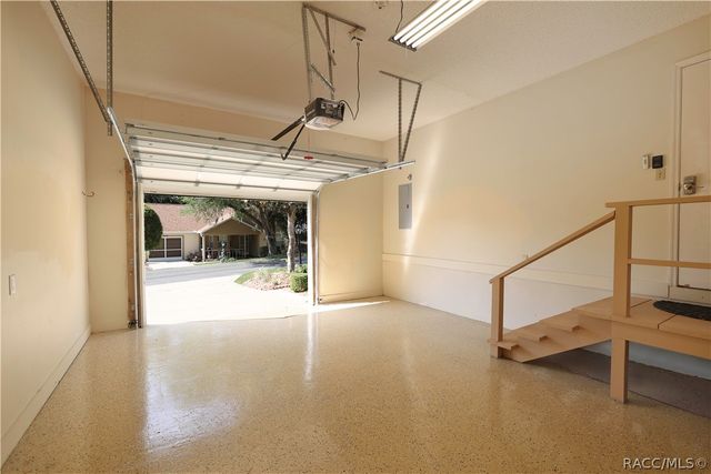 3637 N Laurelwood Loop, Beverly Hills, FL 34465