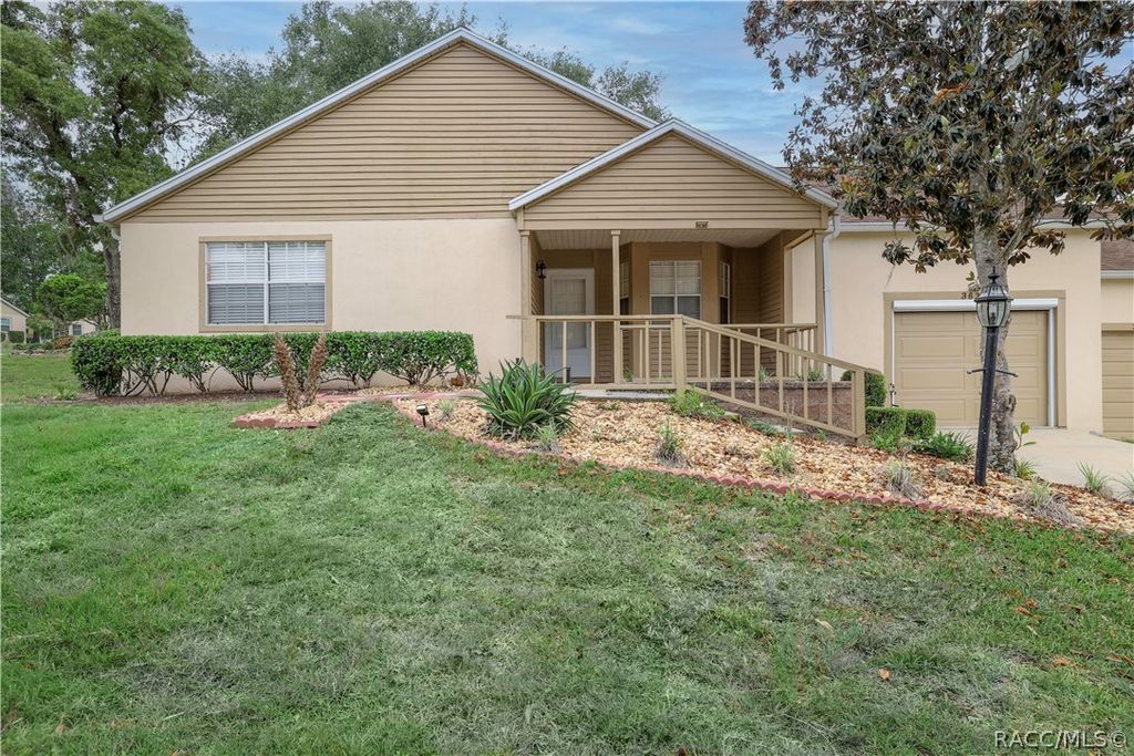 3637 N Laurelwood Loop, Beverly Hills, FL 34465