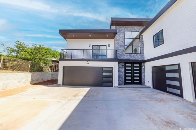 1091 Puu Alani Way, Pearl City, HI 96782