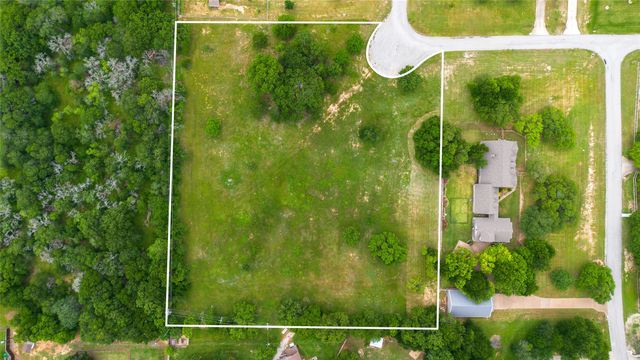 228 Forest Creek Circle, Weatherford, TX 76088