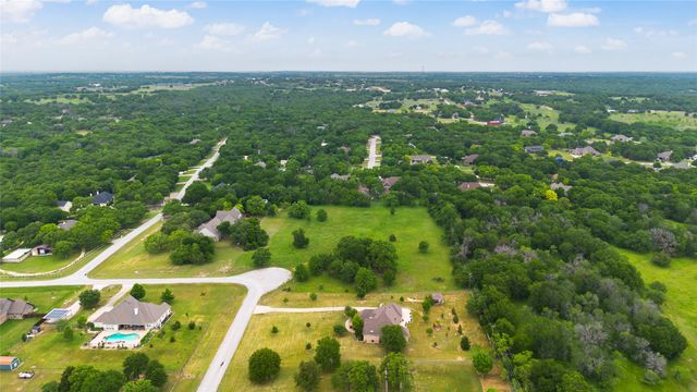 228 Forest Creek Circle, Weatherford, TX 76088
