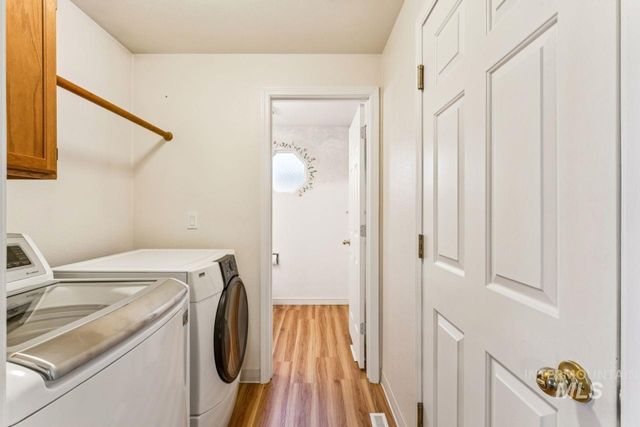 904 E Bird Ave, Nampa, ID 83686