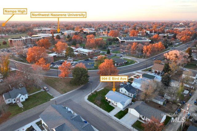 904 E Bird Ave, Nampa, ID 83686