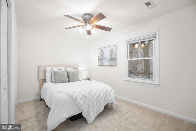 323 BURMAN LN, Fredericksburg, VA 22407