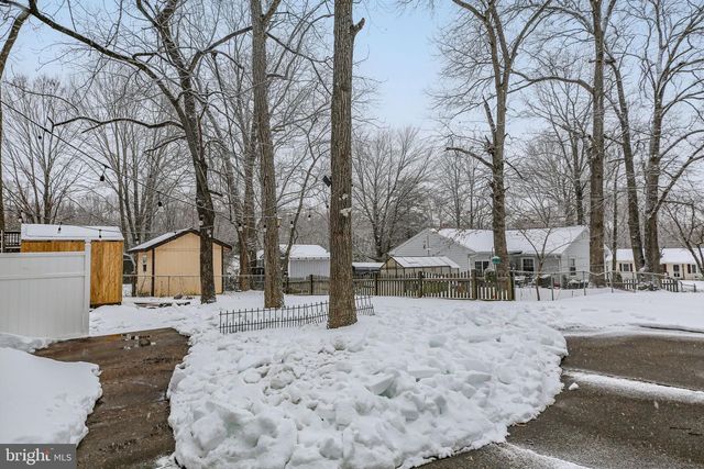 323 BURMAN LN, Fredericksburg, VA 22407