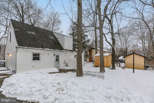 323 BURMAN LN, Fredericksburg, VA 22407