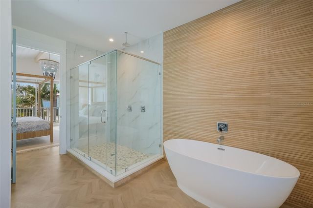 227 S HARBOR DRIVE, Holmes Beach, FL 34217