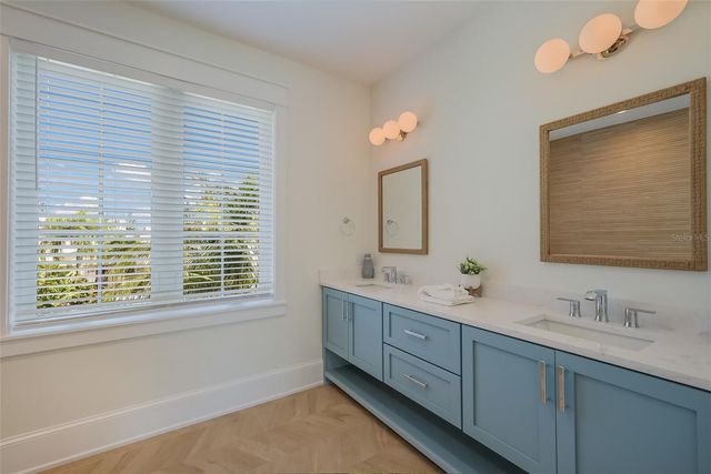 227 S HARBOR DRIVE, Holmes Beach, FL 34217