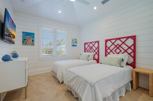 227 S HARBOR DRIVE, Holmes Beach, FL 34217