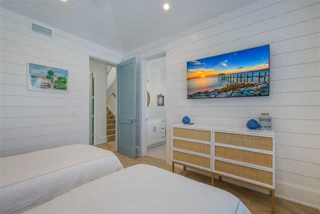 227 S HARBOR DRIVE, Holmes Beach, FL 34217