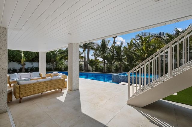 227 S HARBOR DRIVE, Holmes Beach, FL 34217