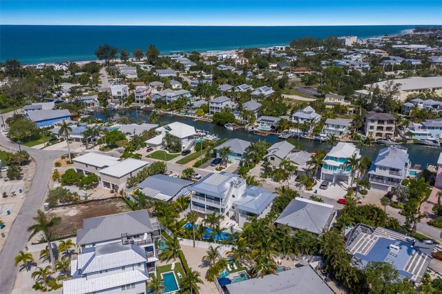 227 S HARBOR DRIVE, Holmes Beach, FL 34217