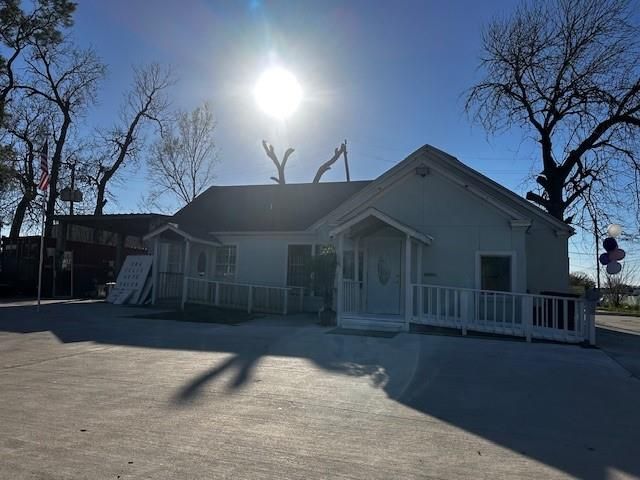 1326 Almeda Genoa Road, Houston, TX 77047