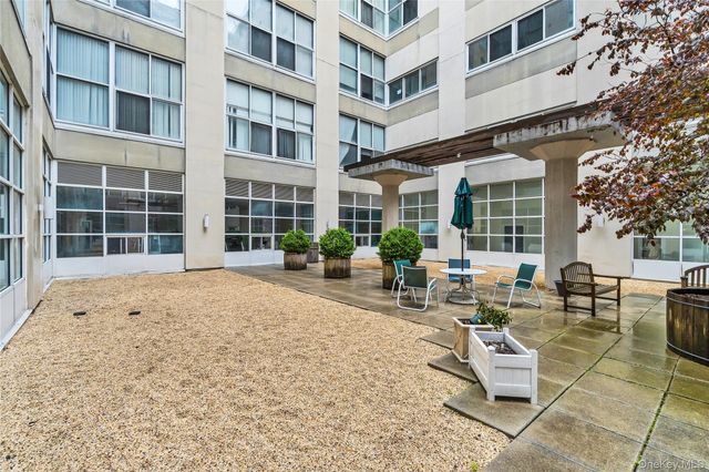 1 Landmark Square 522, Port Chester, NY 10573