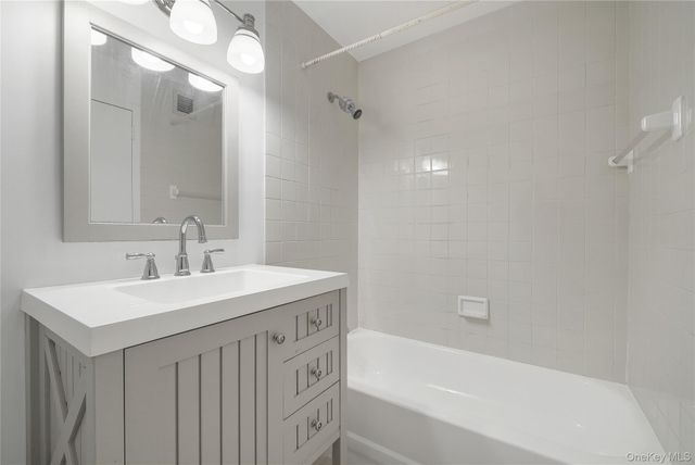1 Landmark Square 522, Port Chester, NY 10573