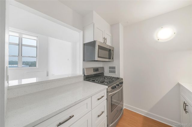 1 Landmark Square 522, Port Chester, NY 10573