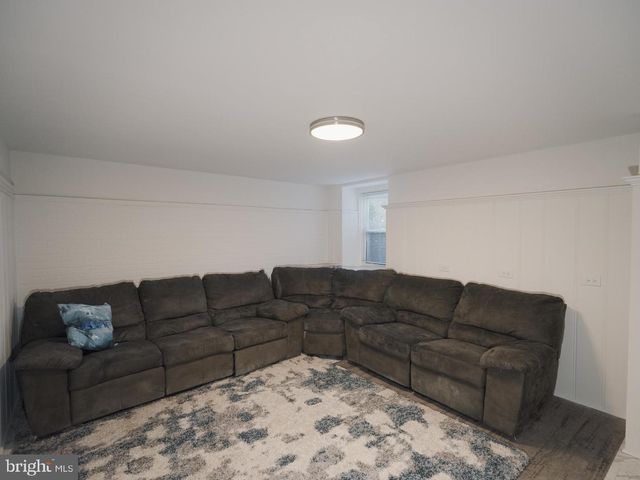 345 MARTINGALE AVE, Baltimore, MD 21229