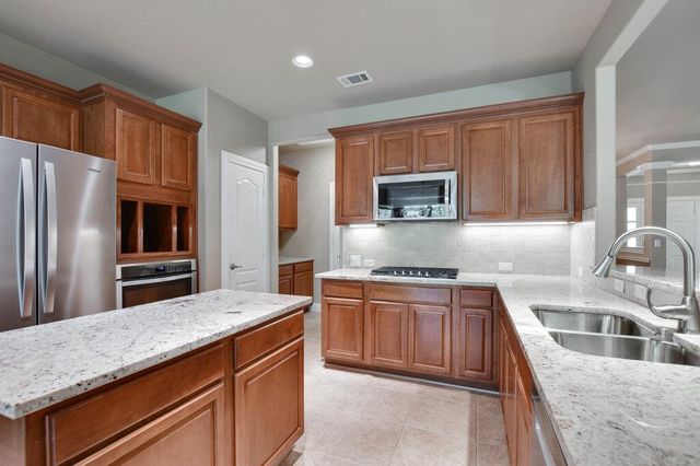 735 Breezeway LN, Georgetown, TX 78633