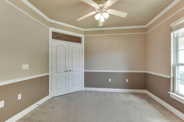 735 Breezeway LN, Georgetown, TX 78633