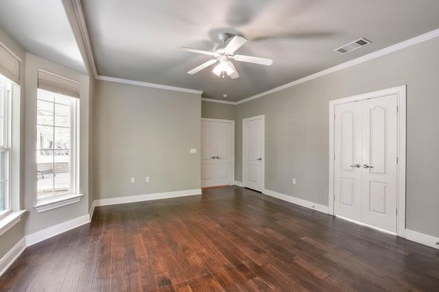 735 Breezeway LN, Georgetown, TX 78633