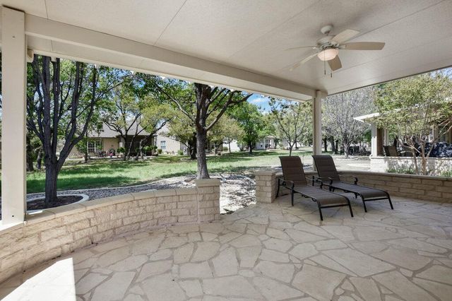 735 Breezeway LN, Georgetown, TX 78633