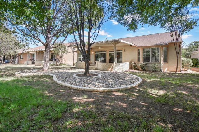 735 Breezeway LN, Georgetown, TX 78633