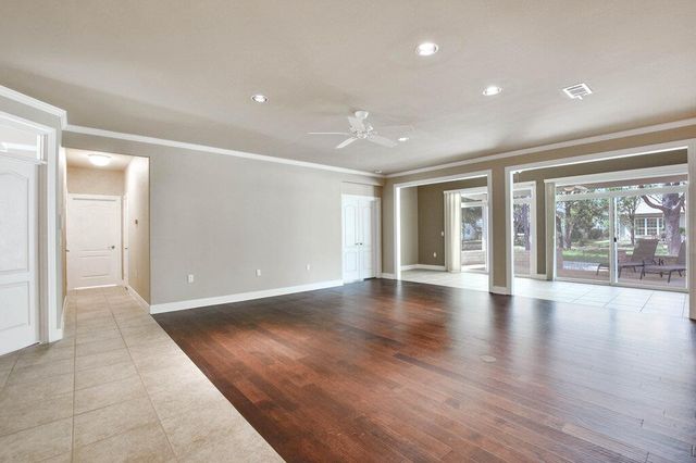 735 Breezeway LN, Georgetown, TX 78633